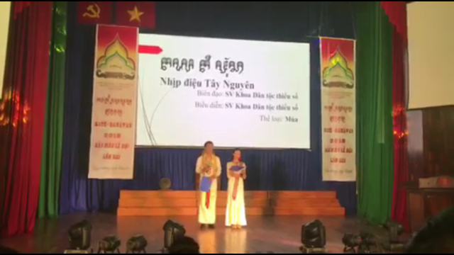 Nhịp điệu Tây Nguyên trong chương trình Sắc màu Lễ hội Kate- Ramâwan năm 2018 