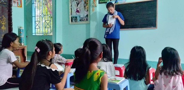 Hào hứng truyền dạy ngôn ngữ, văn hóa Khmer cho đồng bào mùa hè xanh 2019 