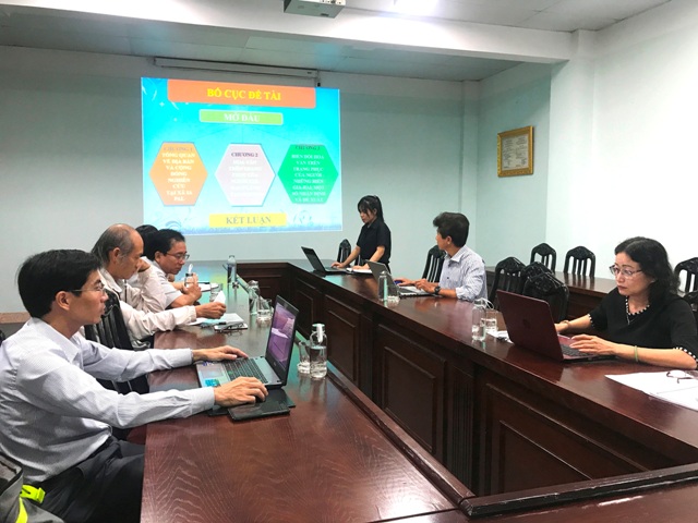 Khoa Văn hóa dân tộc thiểu số tổ chức nghiệm thu đề tài nghiên cứu khoa học của sinh viên Triệu Thị Chài