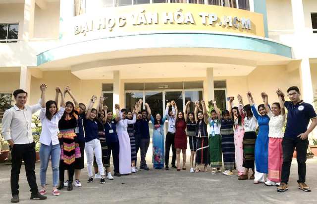 Ngành Văn hóa dân tộc thiểu số Việt Nam, ngành học ưu tiên về chính sách dân tộc ở phía Nam